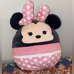 Minnie Mouse Squishmallow
